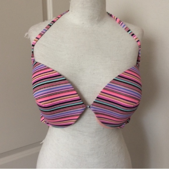 Victoria's Secret swim top! Sz 36DD $50 close out price - Picture 1 of 4
